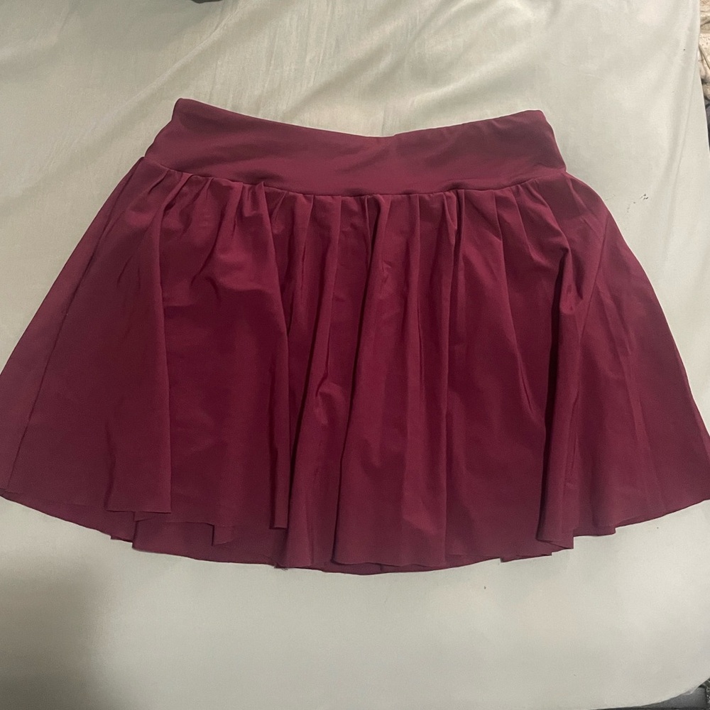 Burgundy tennis skirt